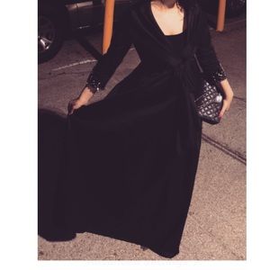 adrianna papell long dramatic black gown